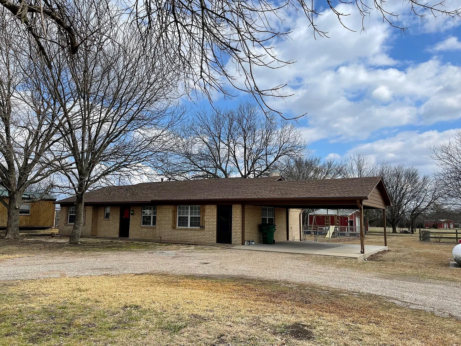 3 bed, 1625 sqft, $1,800 — Photo 1