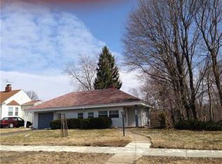 2202 Delaware Ave, New Castle, PA 16105