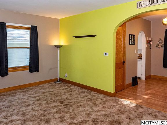 2nd image of 908 N Jackson Ave