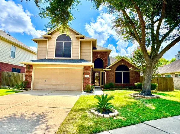 12935 Stratford Mill Ln, Sugar Land, TX 77498