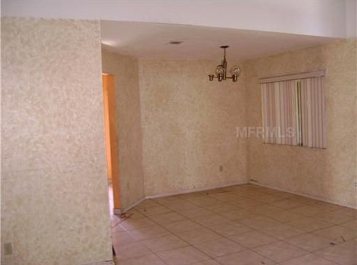 3rd image of 183 Poinsettia Dr