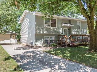 927 Casady Dr, Norwalk, IA 50211