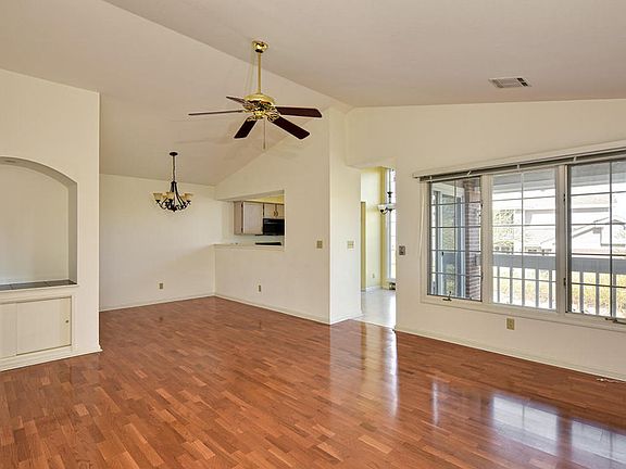 3rd image of 8655 Westlake Dr #8655