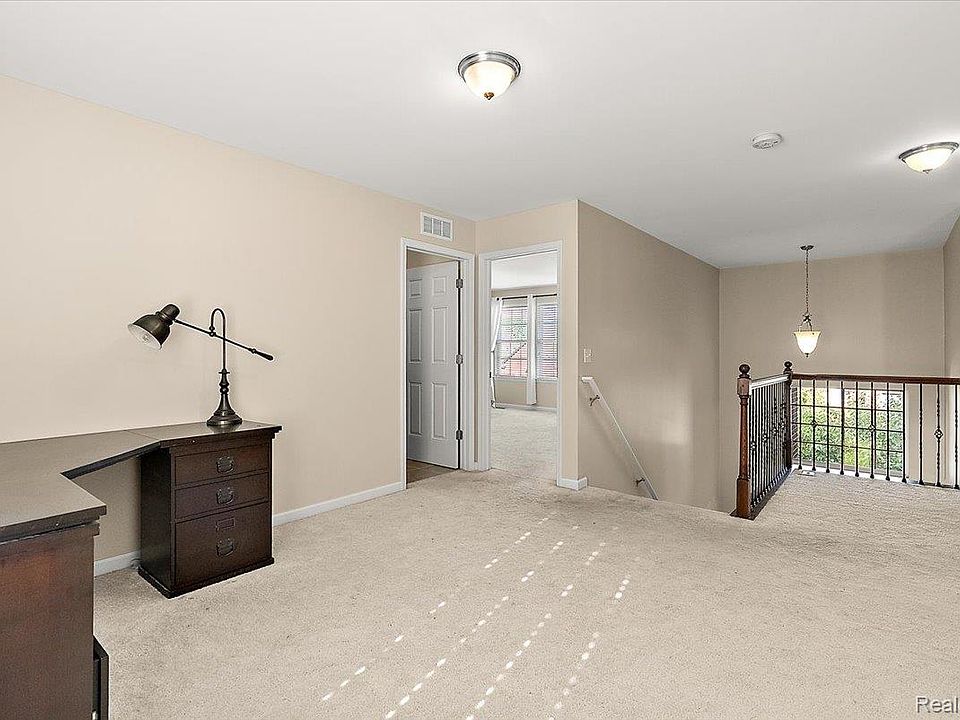 50647 Bredenbury Dr, photo 26