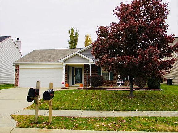 2nd image of 7852 Fox Glen Dr