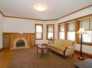 3117 N Menard Ave, Chicago, IL 60634