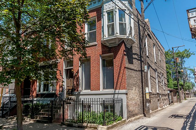 1st image of 950 W Dickens Ave #G