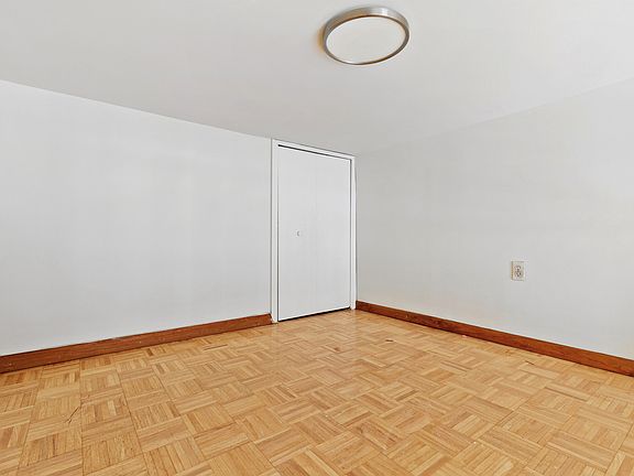 4th image of 599 Hudson St APT 1A