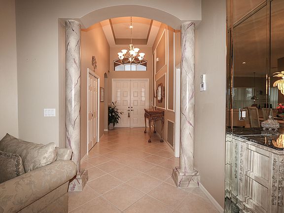 3rd image of 7225 Catania Dr