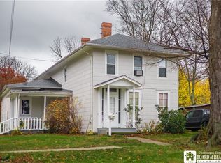 32 E 2nd St, Westfield, NY