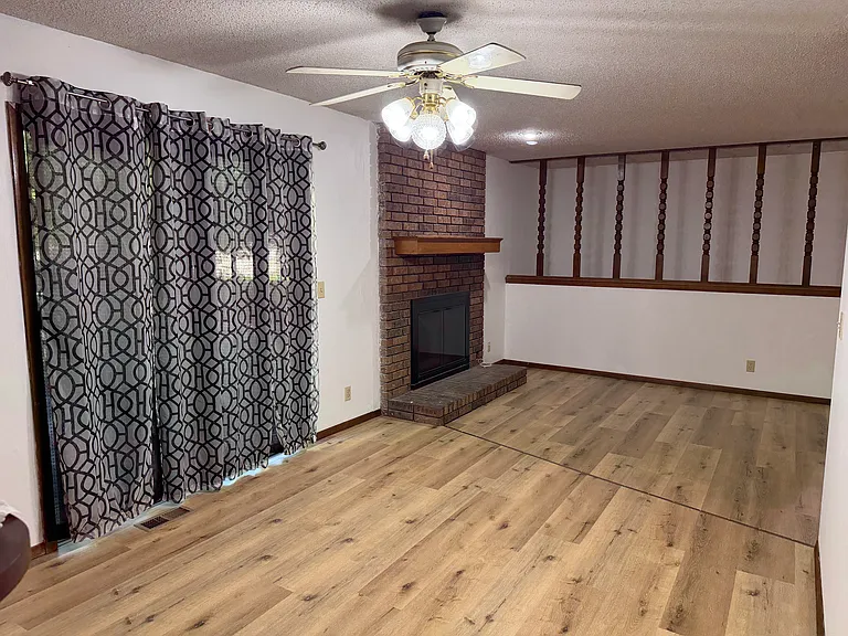 536 N Rutgers St — Photo 4