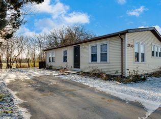 2230 Poplar Ln, Sauk Village, IL 60411