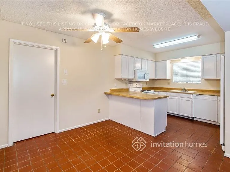 215 N Kachina — Photo 8