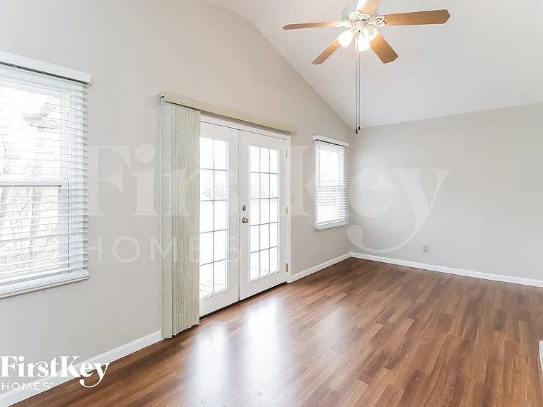 618 Neptune Way — Photo 6