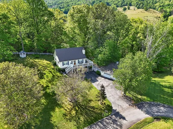 87 Echo Ln, Lebanon, VA 24266