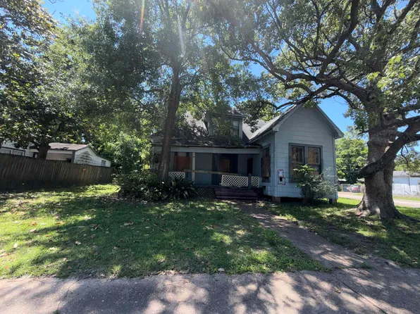 4112 Kenneth Ave, Beaumont, TX 77705