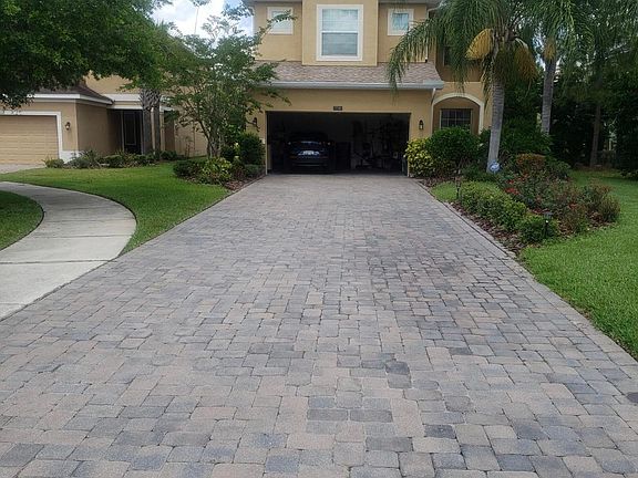 2nd image of 7710 Tuscany Woods Dr