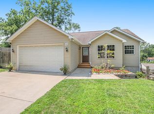 111 School St, Brighton, MI 48116
