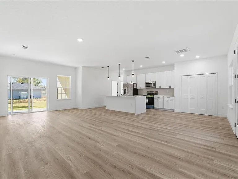 4572 SW 149th St — Photo 11