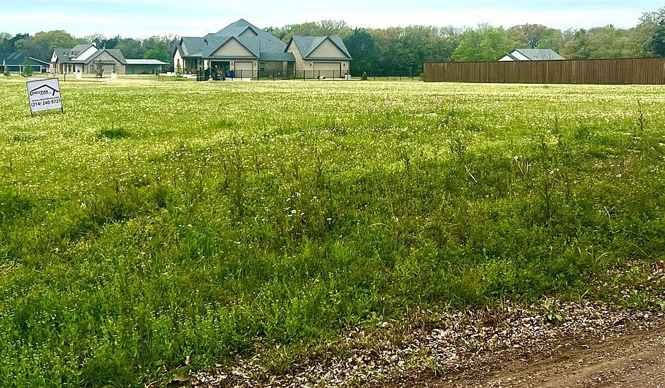 2nd image of 1580 N Vz County Road 2118 W