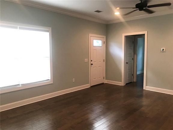 4th image of 304 Palmetto St