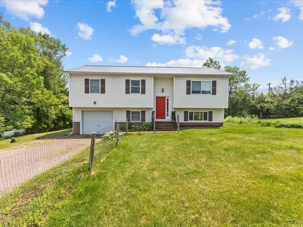 4 Hatch Hill, Grand Isle, VT 05458