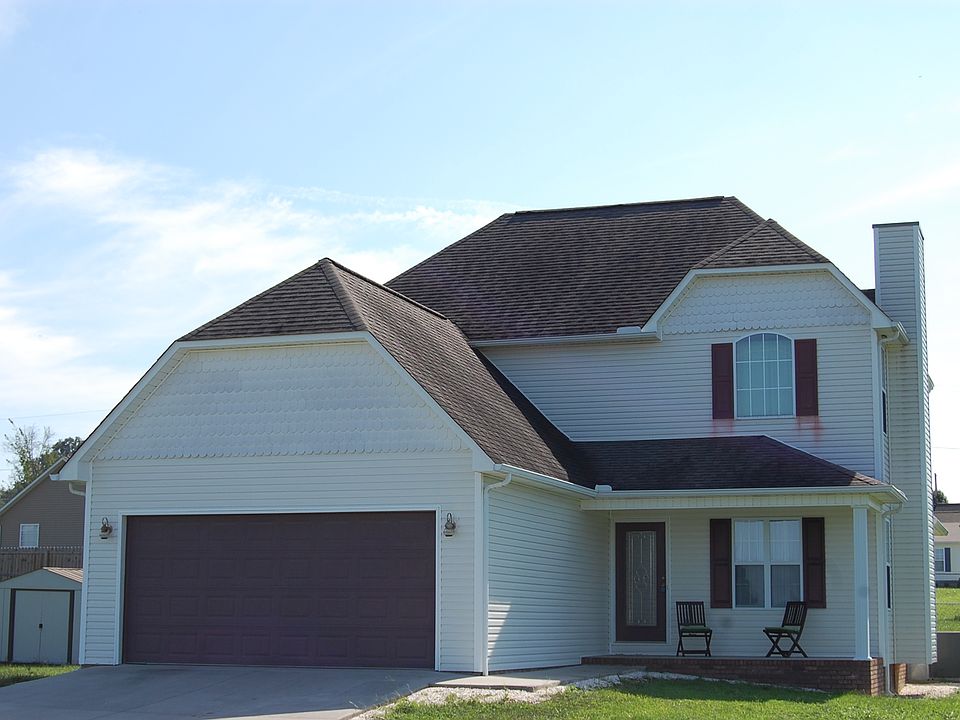 2nd image of 114 Austin Ln