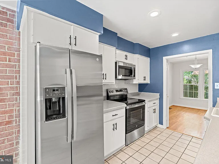 1026 N Pelham St — Photo 8