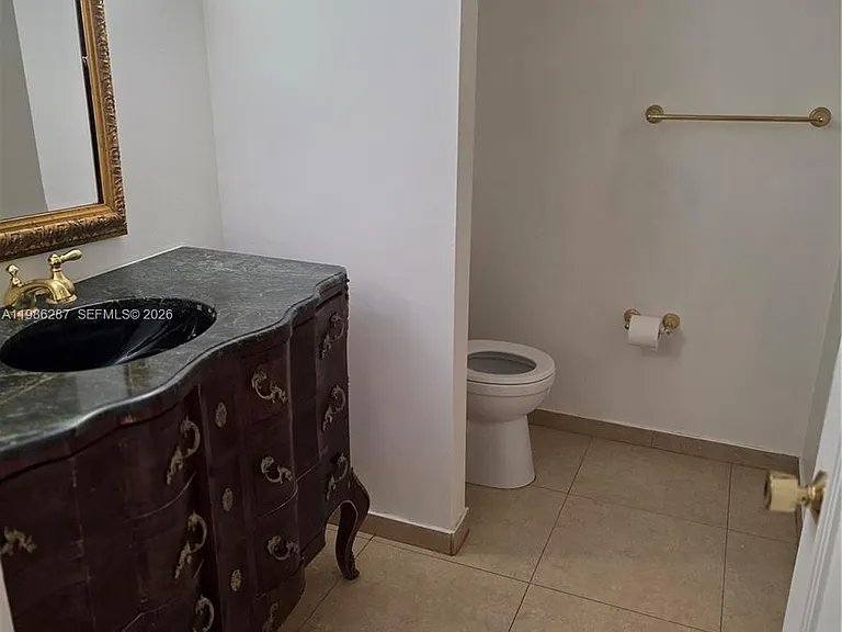 19355 Turnberry Way #2E — Photo 13