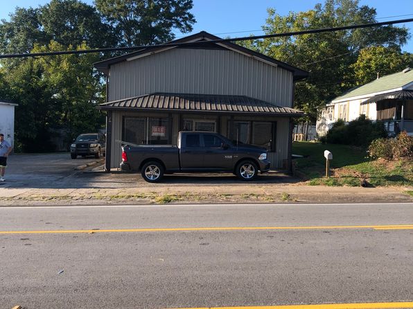 471 W Currahee St #1