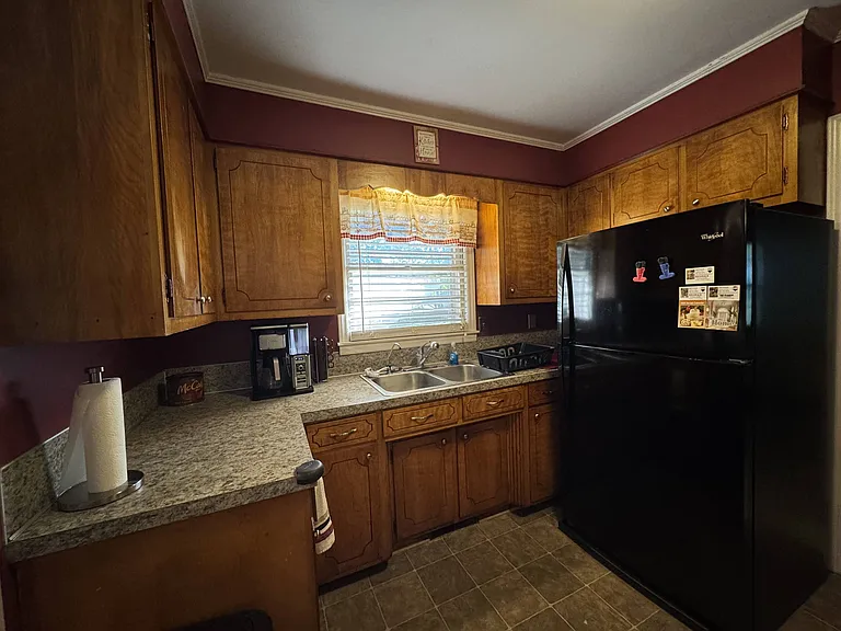 3874 Oakwood Cir — Photo 7