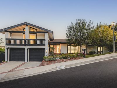 19542 Greenbriar Dr, Tarzana, CA, 91356