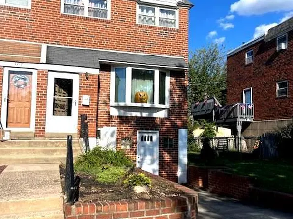 3719 Academy Rd, Philadelphia, PA 19154