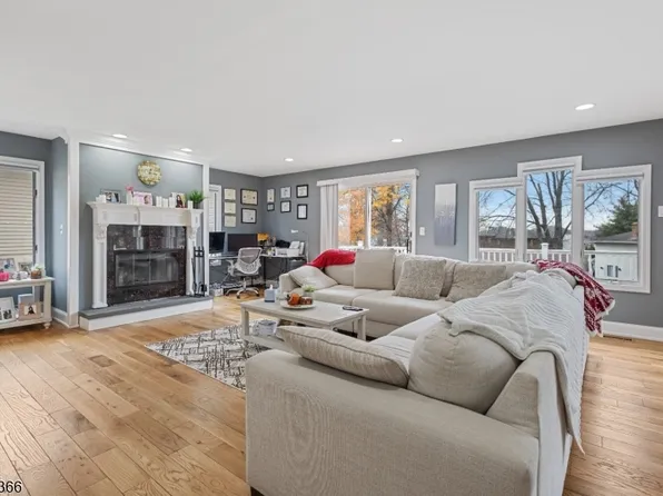 69 Colonial Rd, Wayne Twp., NJ 07470