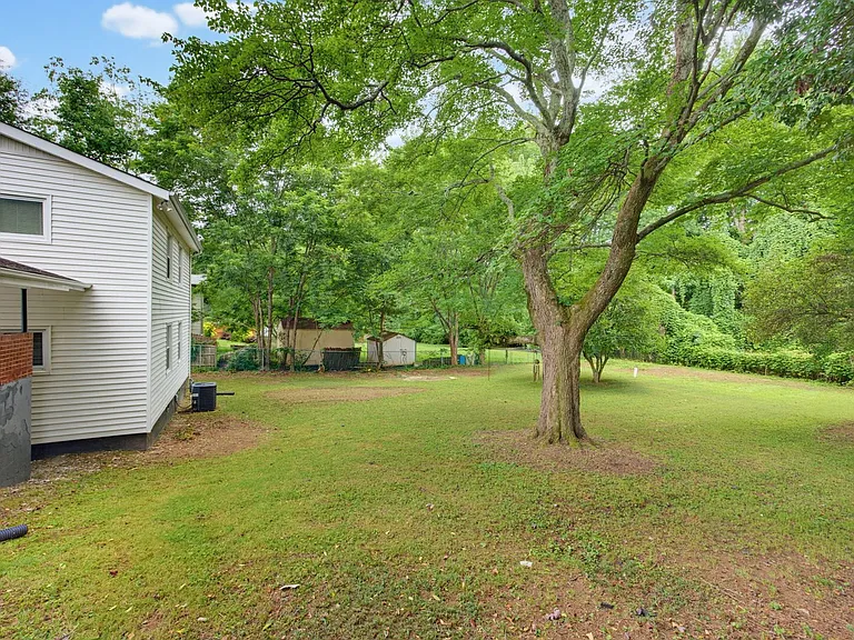 3051 Highland Dr SE — Photo 28