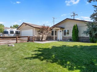 20306 Sierra Ave, Tehachapi, CA 93561