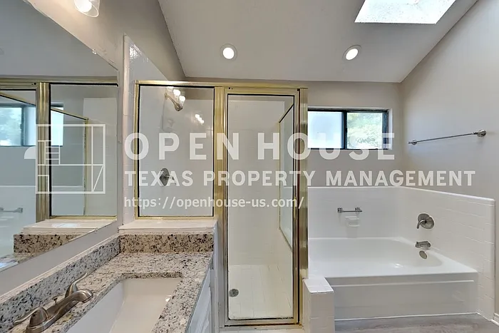 2104 Rose Cliff Ln — Photo 11