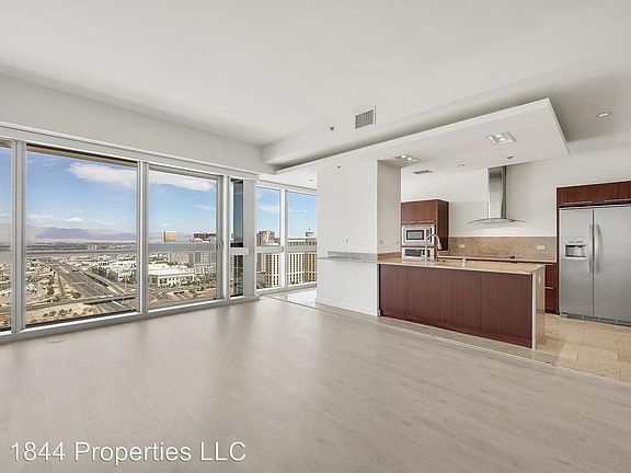 2nd image of 4471 Dean Martin Dr Unit 3708
