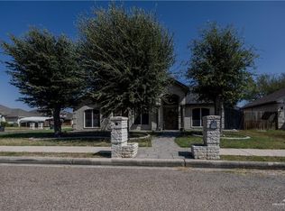 2002 W 42nd St, Mission, TX 78573