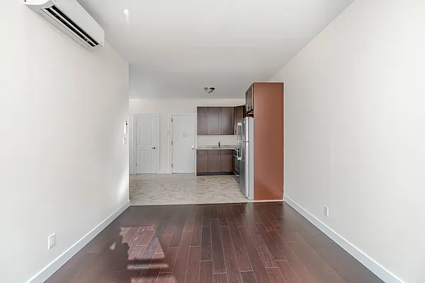 Rented by Modern Spaces | media 3