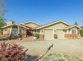23801 Dart Dr, Tehachapi, CA 93561