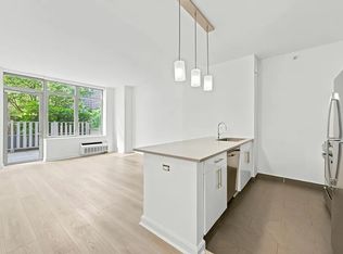 81 Fleet Pl APT 3M, Brooklyn, NY 11201