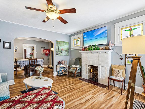 4th image of 9013 Niles Pl