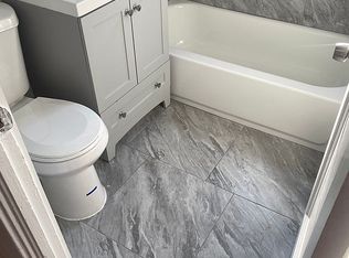 7 Krotik Pl FLOOR 1, Irvington, NJ 07111