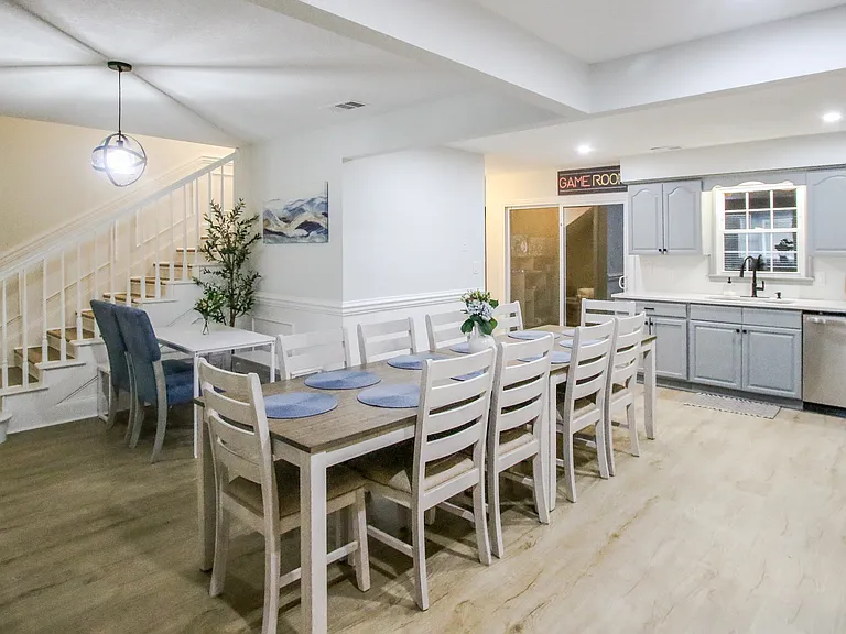 210 Newton Ave — Photo 43