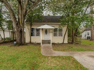 560 N 9th St, Silsbee, TX 77656
