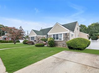 56 Albemarle Ave, Valley Stream, NY 11580