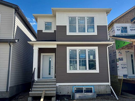 2nd image of 343 N Belvedere Dr SE