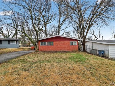 8302 Woodhurst Dr, Saint Louis, MO, 63134