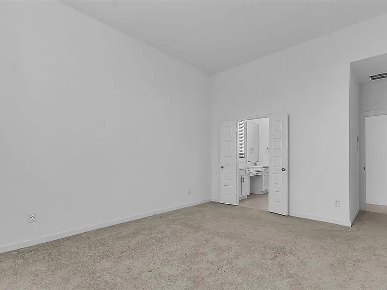 1805 Everglades Dr — Photo 17